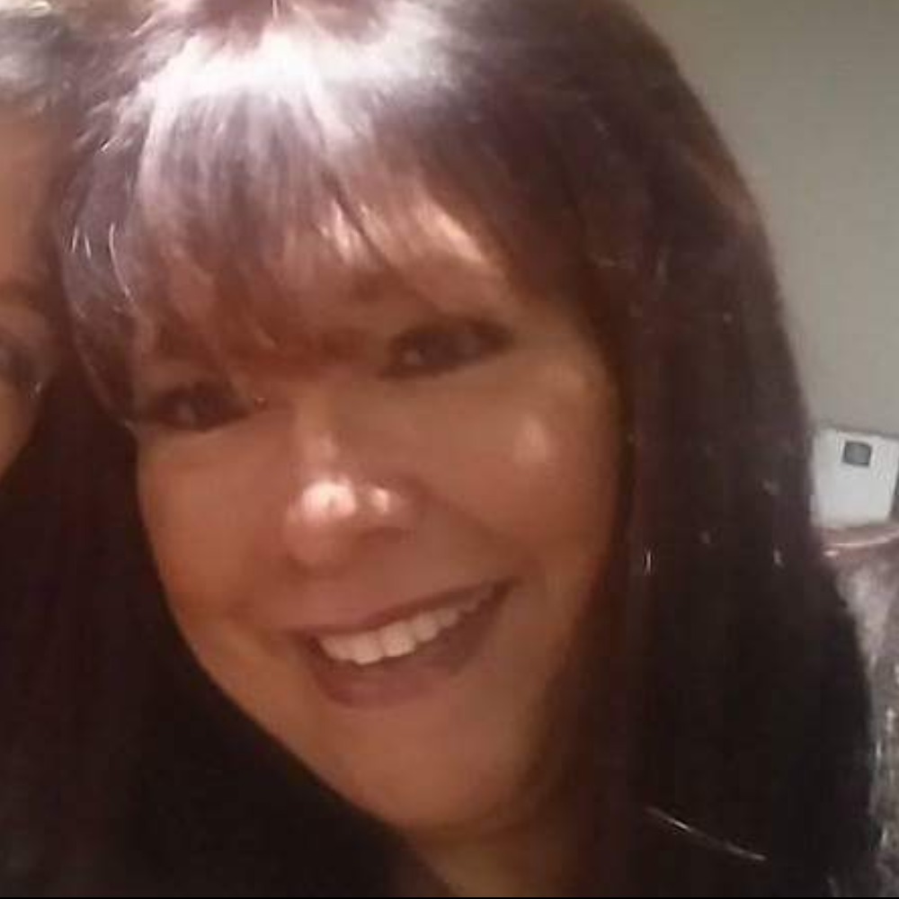 Meet your Posher, Lynda